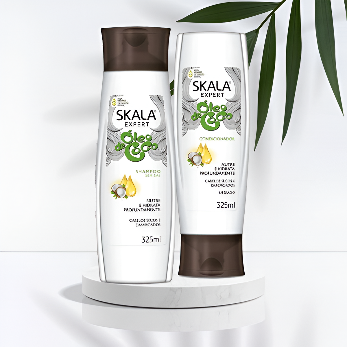 Skala Kit Coconut Oil Shampoo + Conditioner – Deep hydration and nourishment for soft, frizz-free hair. Vegan and sulfate-free formula.