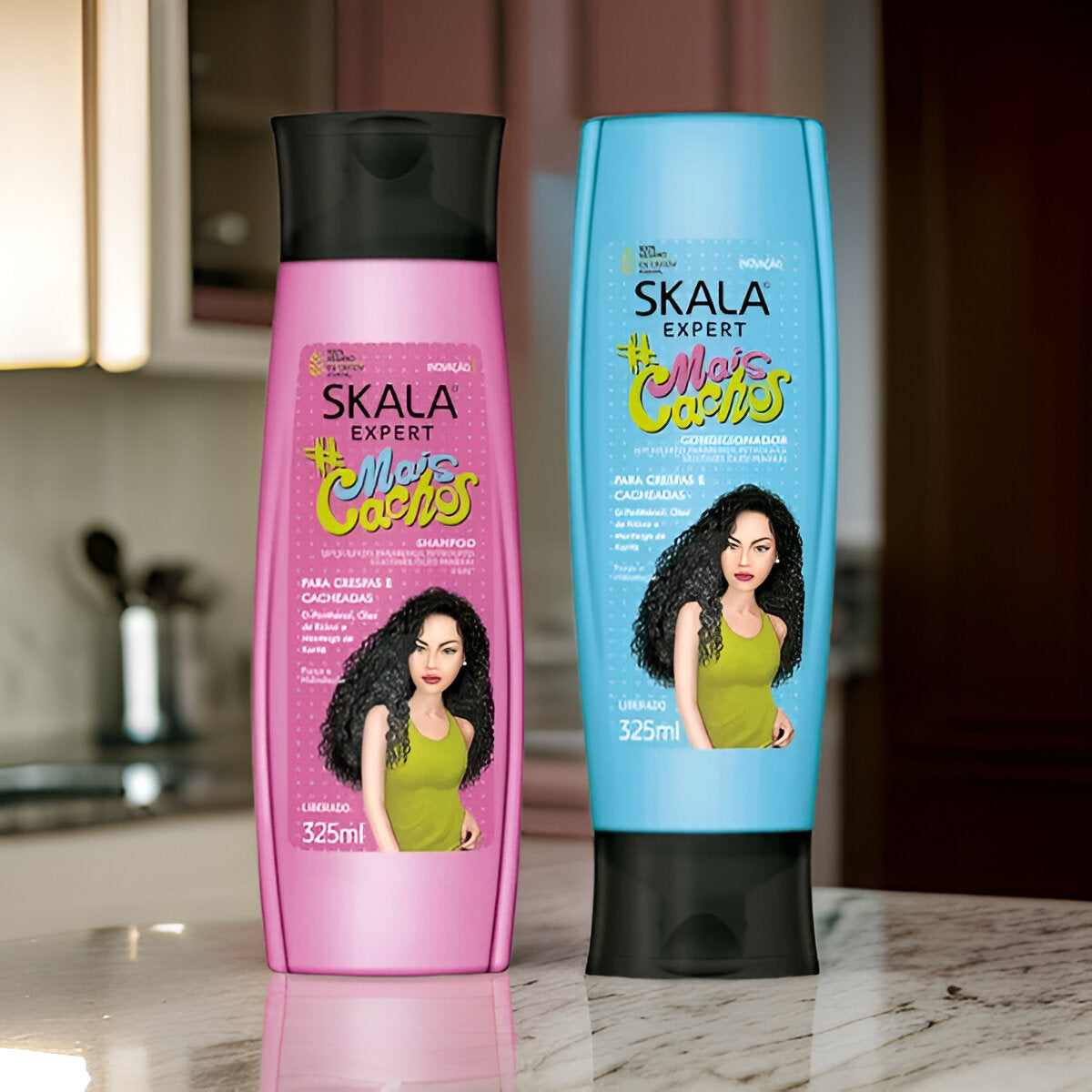 Skala Kit Shampoo + Conditioner Mais Cachos – Hydration and definition for curly hair. Sulfate-free formula for deep moisture, frizz control, and curl enhancement